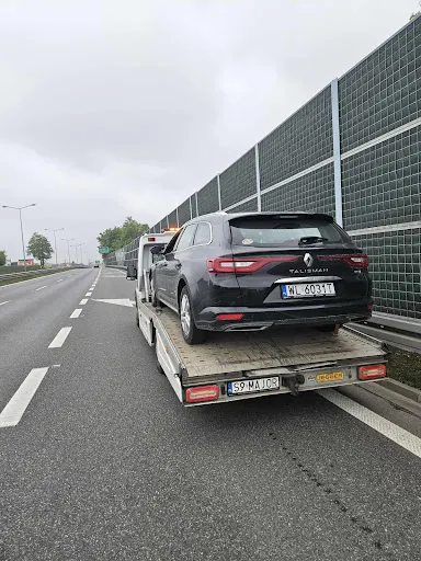 Pomoc Drogowa Laweta Holowanie 24/7 Wypożyczalnia Samochodów MAJCAR